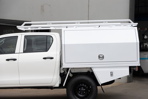 Why You Should Choose a Fleet Trades Tray or Canopy with Your New Vehicle